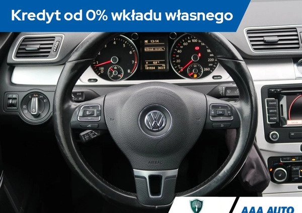 Volkswagen Passat cena 37000 przebieg: 181932, rok produkcji 2011 z Zawidów małe 326